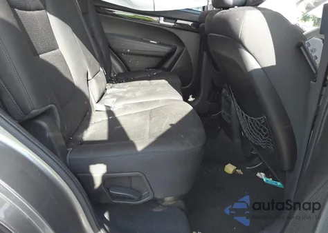 2014 Kia Sorento Lx из США, поврежденный, VIN 5XYKT3A6XEG473877